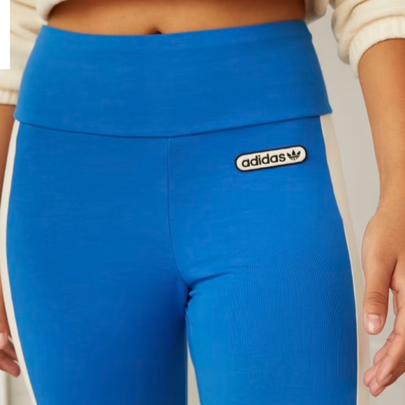 *SOLD* NWT Women's Plus size 1X Adidas leggings - Picture 3 of 4